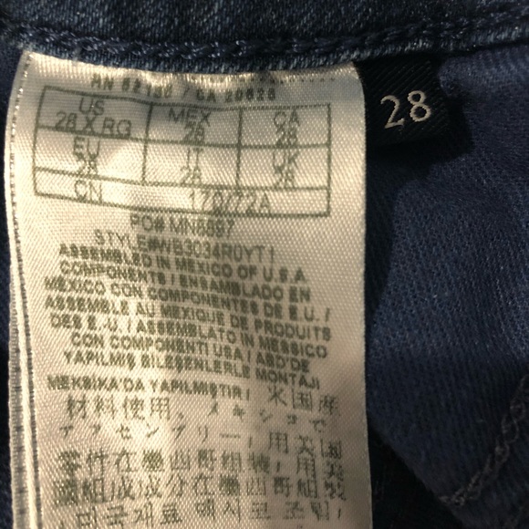 Guess Jeans - Picture 5 of 8